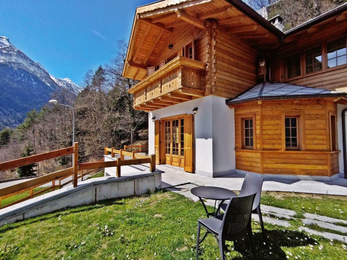 B&B Chalet Il Picchio Varzo Exterior photo
